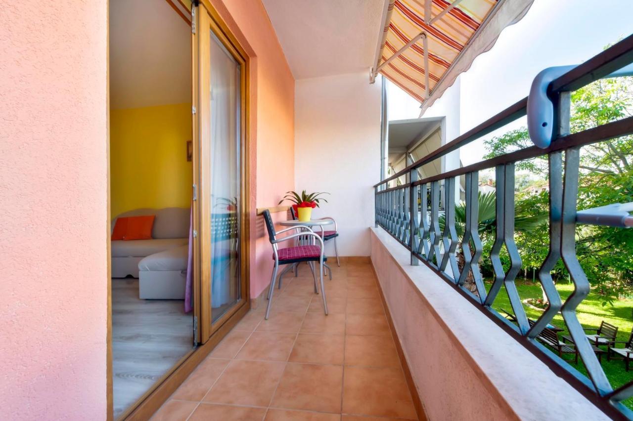 רוביני Apartments Adria מראה חיצוני תמונה