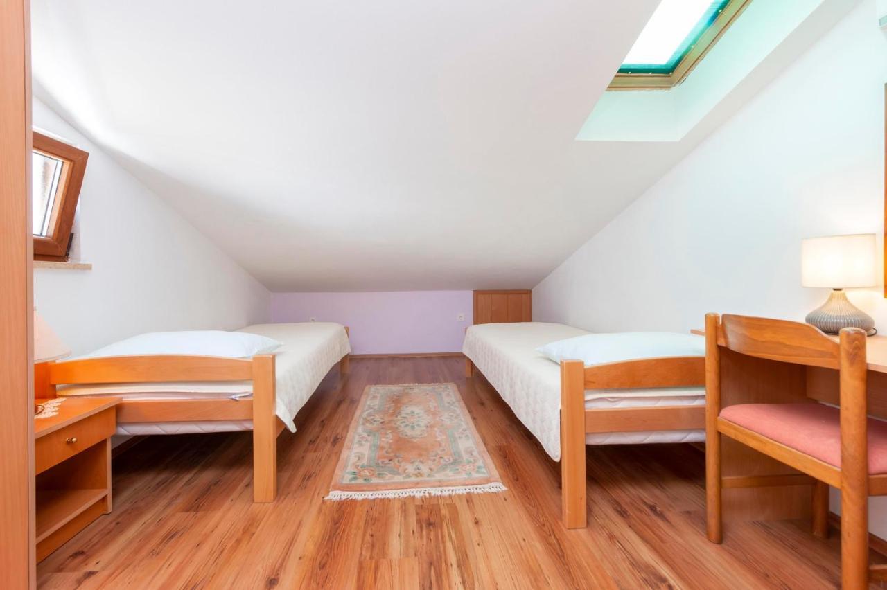 רוביני Apartments Adria מראה חיצוני תמונה
