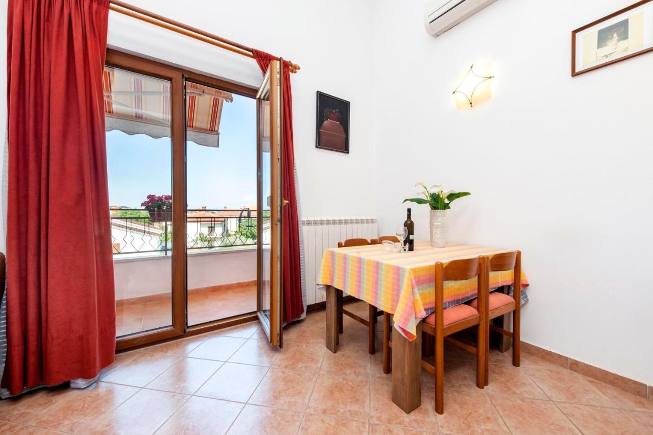 רוביני Apartments Adria מראה חיצוני תמונה