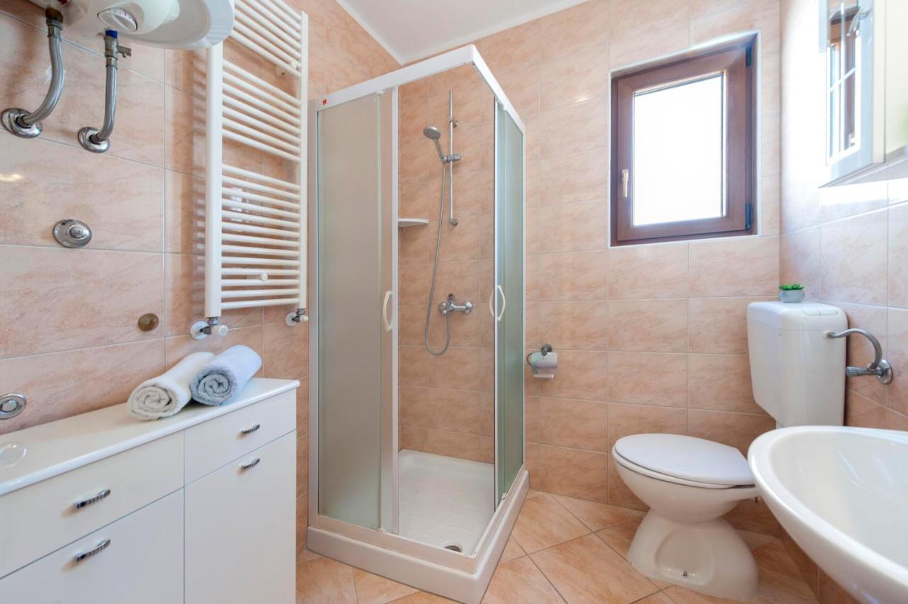 רוביני Apartments Adria מראה חיצוני תמונה